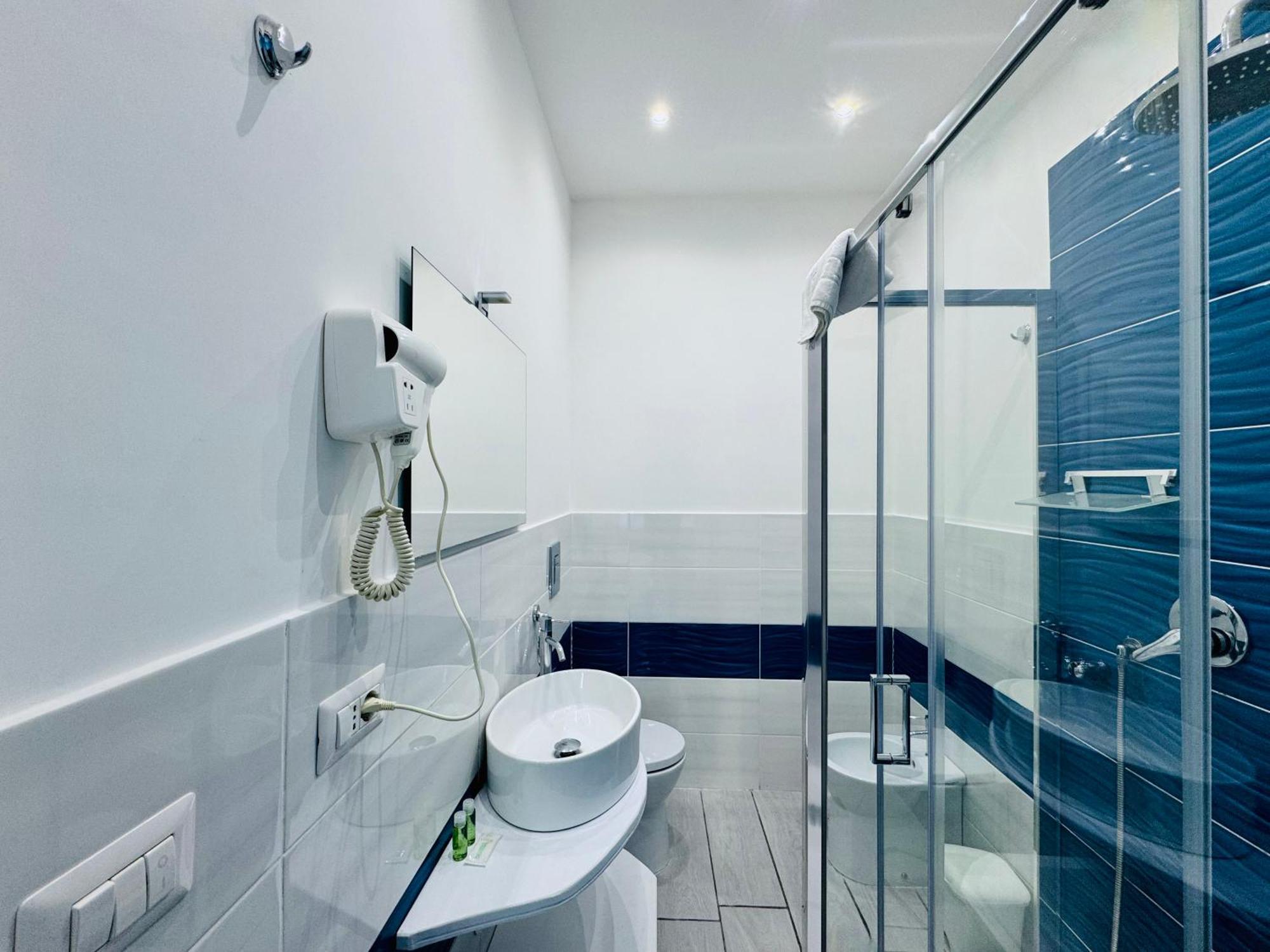 Yourhome - Blue Marina Rooms 소렌토 외부 사진