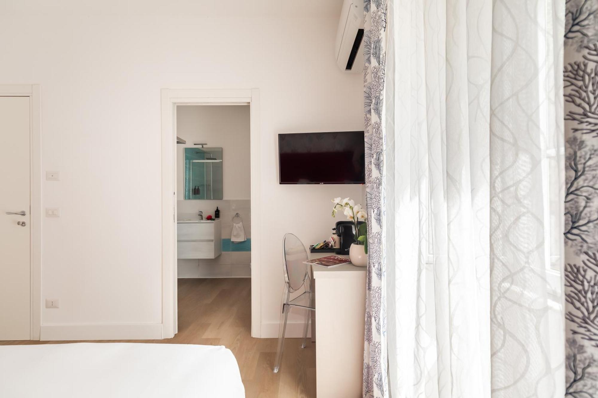 Yourhome - Blue Marina Rooms 소렌토 외부 사진